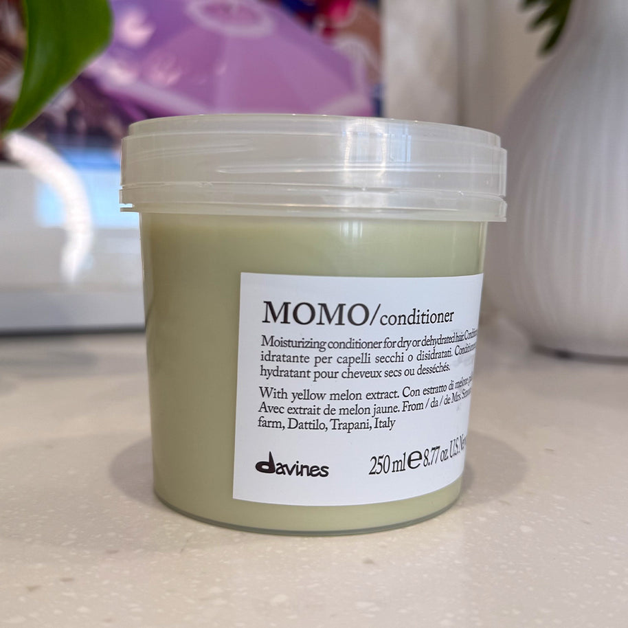 Davines MOMO Conditioner moisturizing formula for dry or dehydrated hair